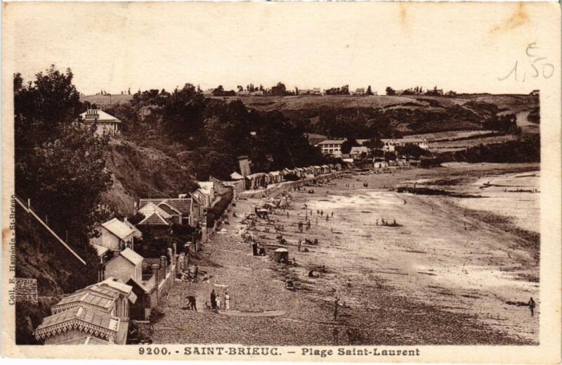 Carte postale ancienne Saint-Brieuc Plage Saint-Laurent à Saint-Brieuc
