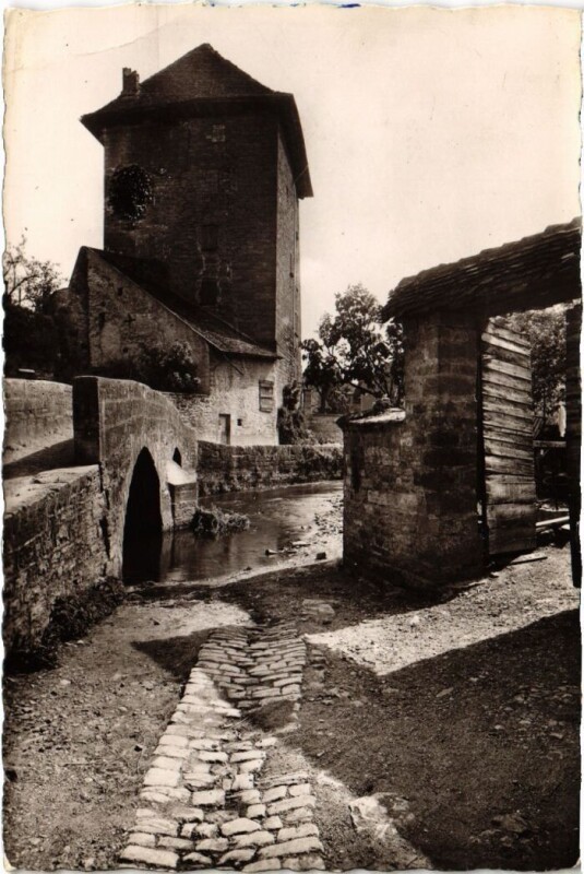 Carte postale ancienne Arbois Tour Gloriette à Arbois