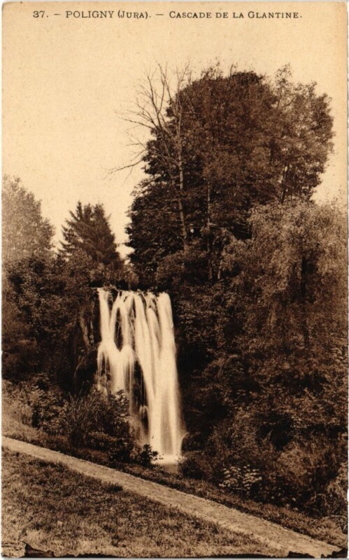 Carte postale ancienne Poligny Cascade de la Glantine à Poligny