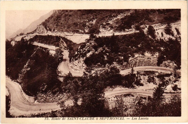 Carte postale ancienne Saint Claude Les Lacets à Saint-Claude