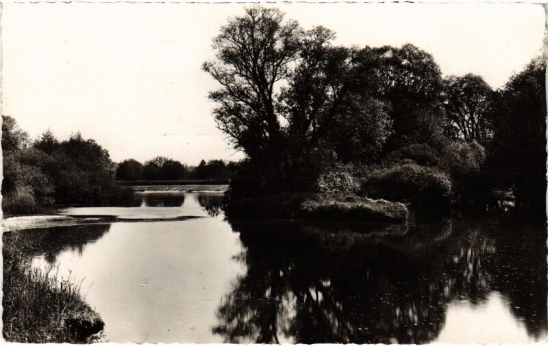 Carte postale ancienne Montrambert Sa Cascade