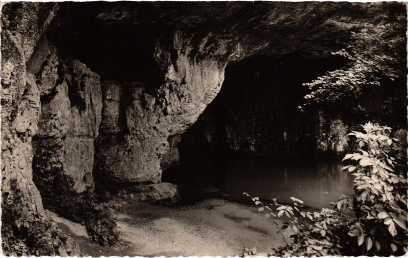 Carte postale ancienne Nans sous Sainte-Anne Source du Lizon