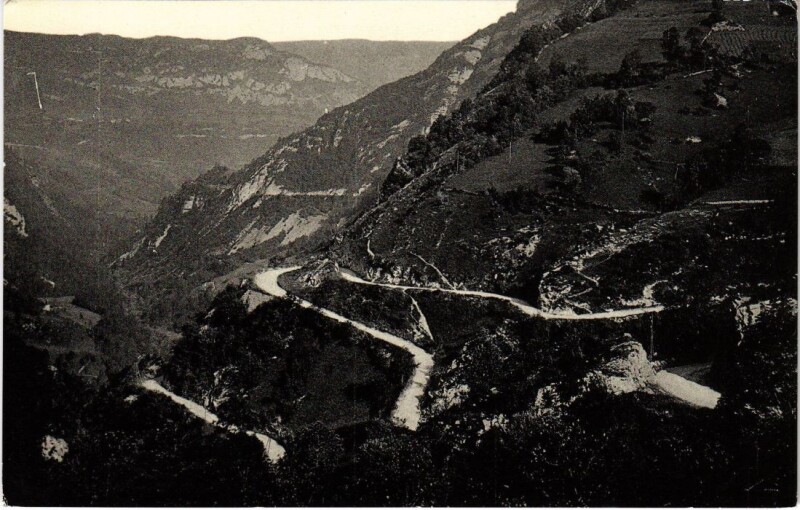 Carte postale ancienne Les Lacets de Septmoncel