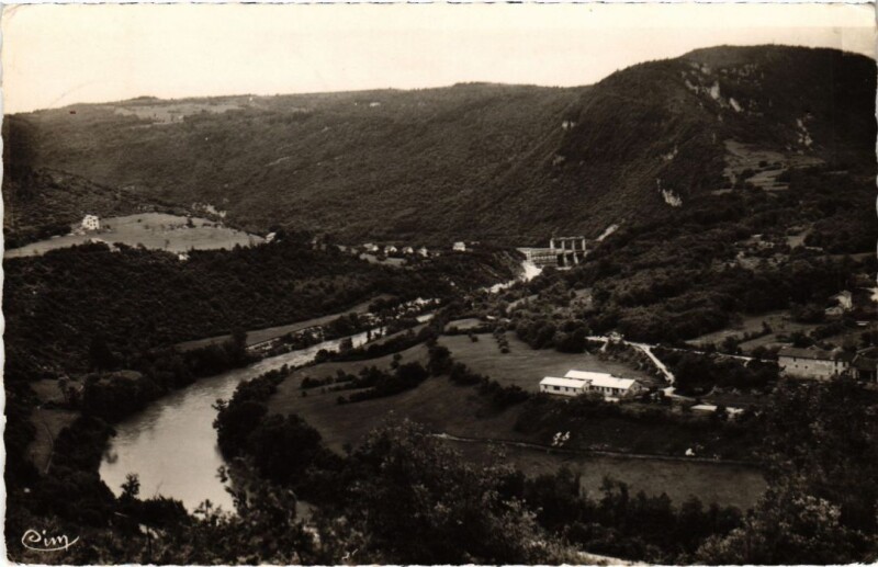 Carte postale ancienne Thoirette Cite et Barrage de Cize Bolozon