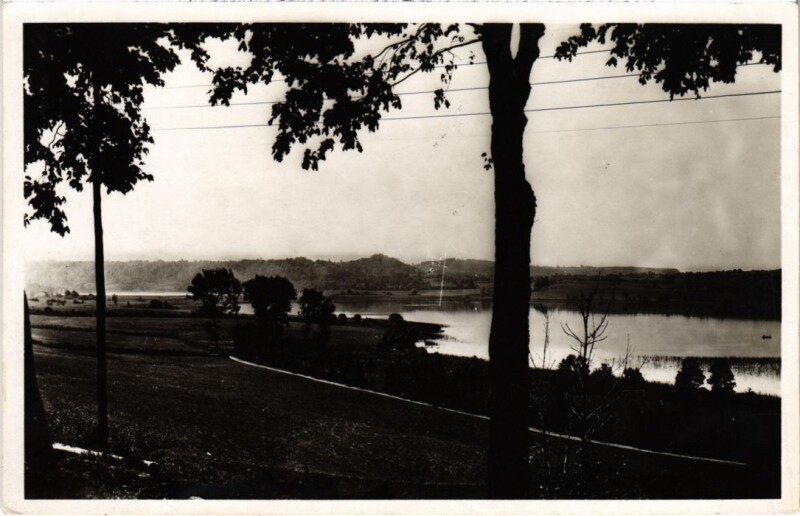 Carte postale ancienne Clairvaux vue generale