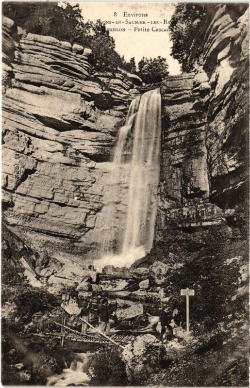 Carte postale ancienne Herisson Petite Cascade