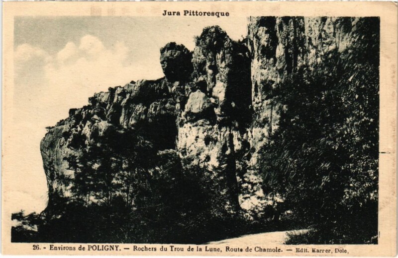 Carte postale ancienne Rochers du Trou de Lune