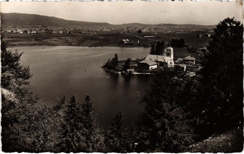 Carte postale ancienne Le Lac de l'Abbaye de Grandvoux