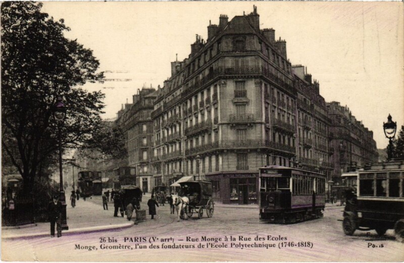 Carte postale ancienne Paris 5e Rue MOnge Rue des Ecoles à Paris 5e