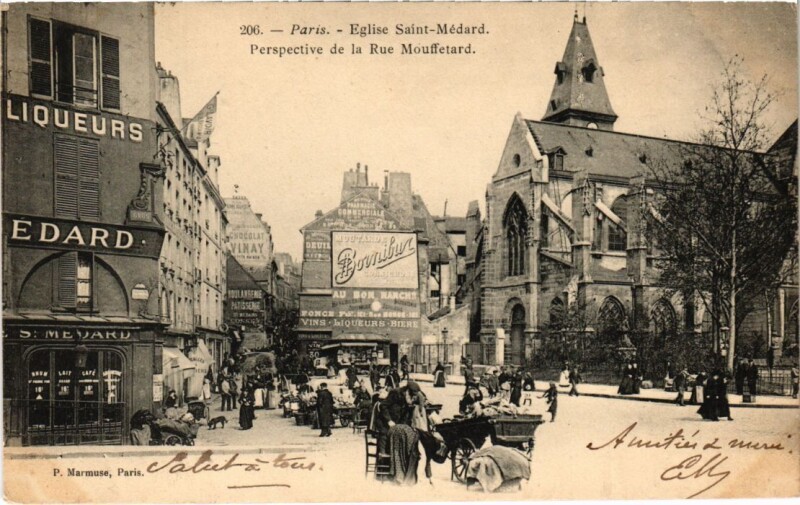 Carte postale ancienne Eglise Saint-Médard - Perspective de la Rue Mouffetard à Paris 5e