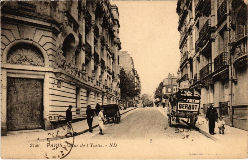 Carte postale ancienne Rue de l'Yvette à Paris 16e
