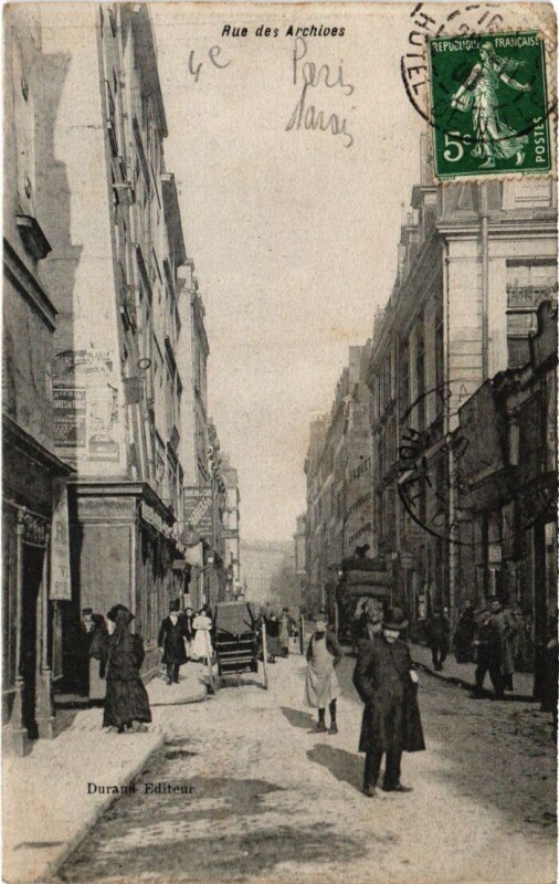 Carte postale ancienne Paris 3e Rue des Archives à Paris 3e