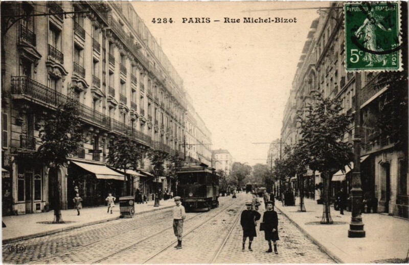 Carte postale ancienne Paris 12e rue Michel-Bizot à Paris 12e