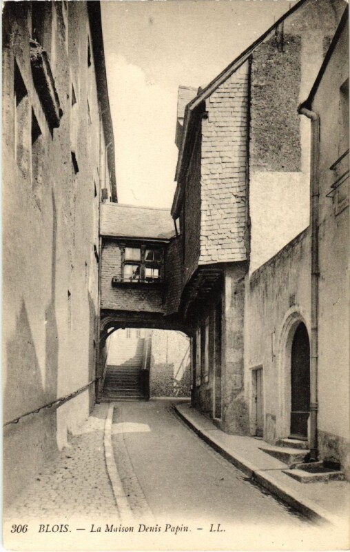 Carte postale ancienne Blois La Maison Denis Papin France à Blois