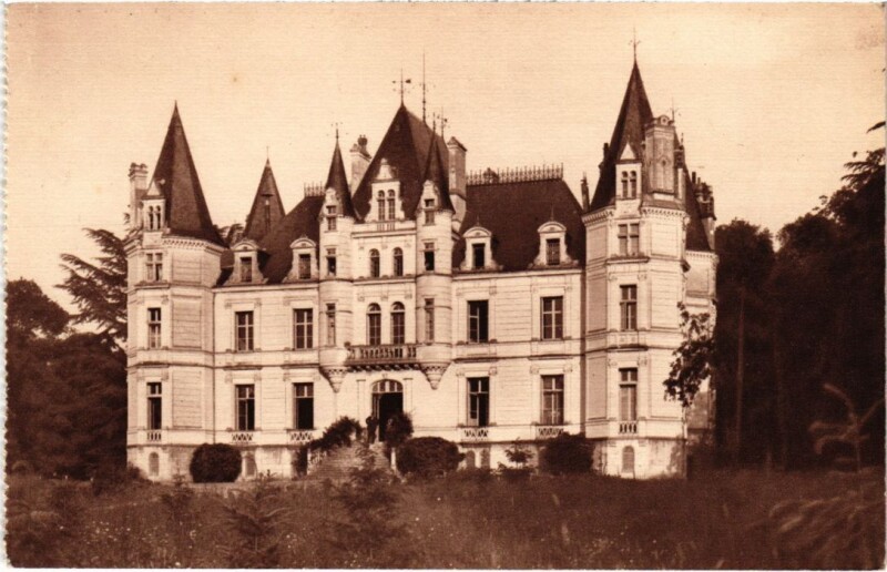 Carte postale ancienne Cheverny Le Chateau de la Sistiere France à Cheverny