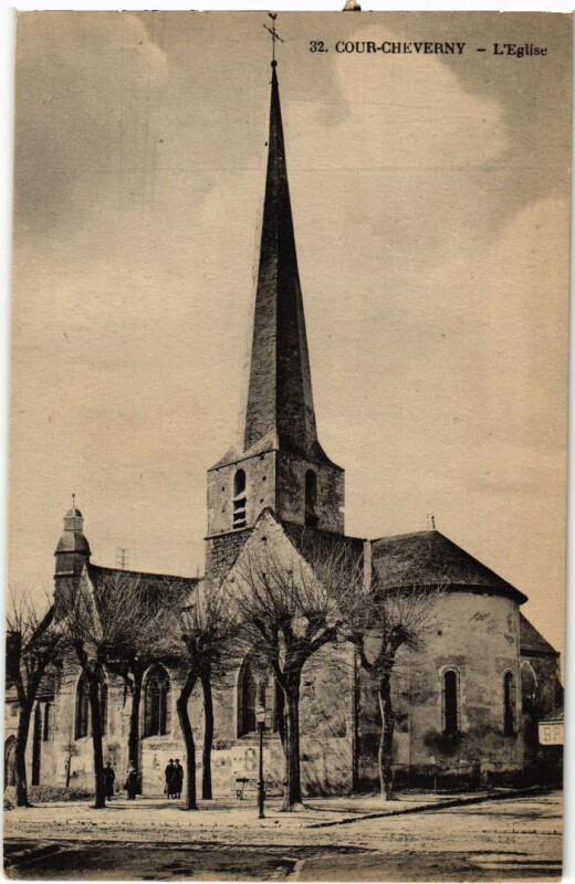 Carte postale ancienne Cour- Cheverny L'Eglise France à Cheverny