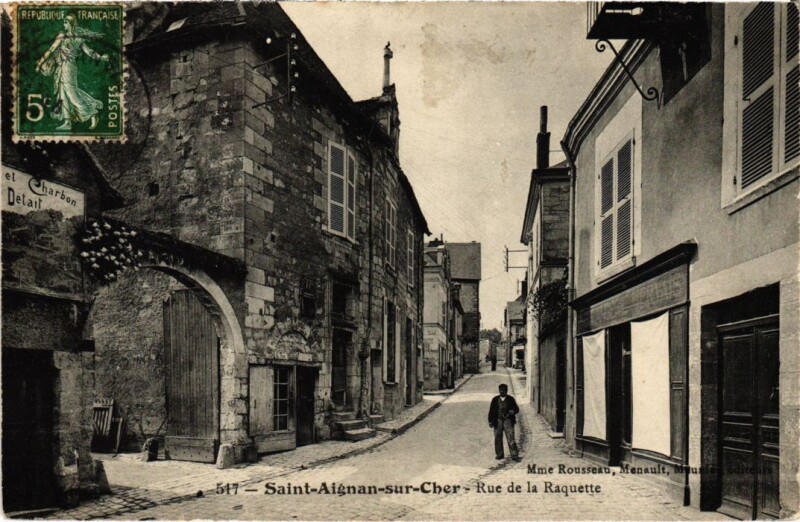 Carte postale ancienne St.Aignan sur Cher Rue de la Raquette France
