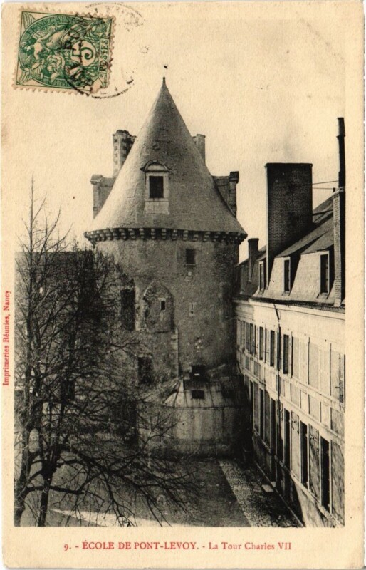 Carte postale ancienne Ecole de Pont-Levoy La Tour Charles Vii France