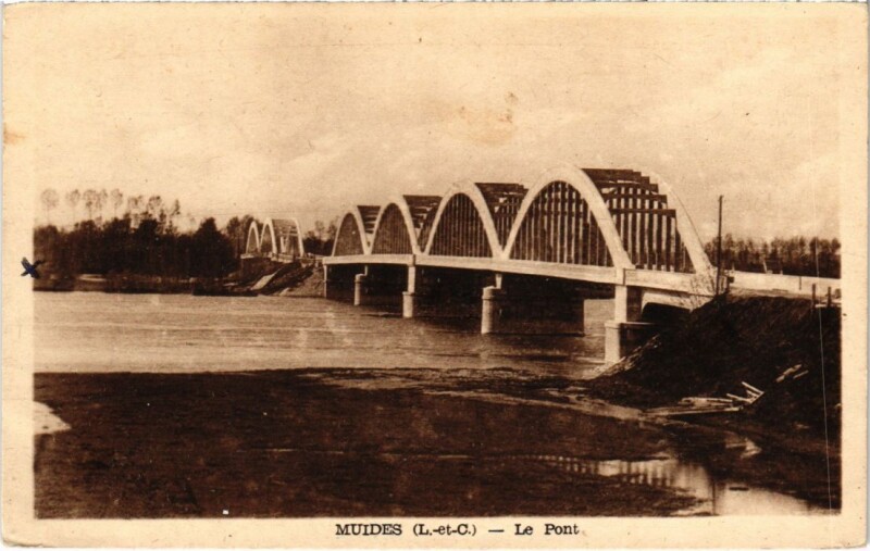 Carte postale ancienne Muides Le Pont France