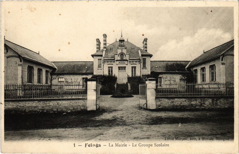 Carte postale ancienne Feings La Mairie, Le Groupe Scolaire France