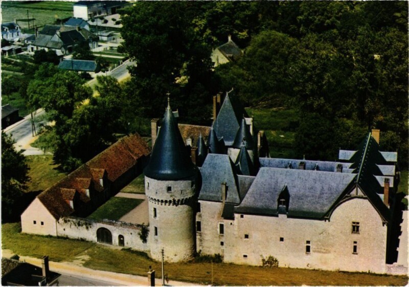 Carte postale ancienne Fougeres s Bievre Le Chateau France