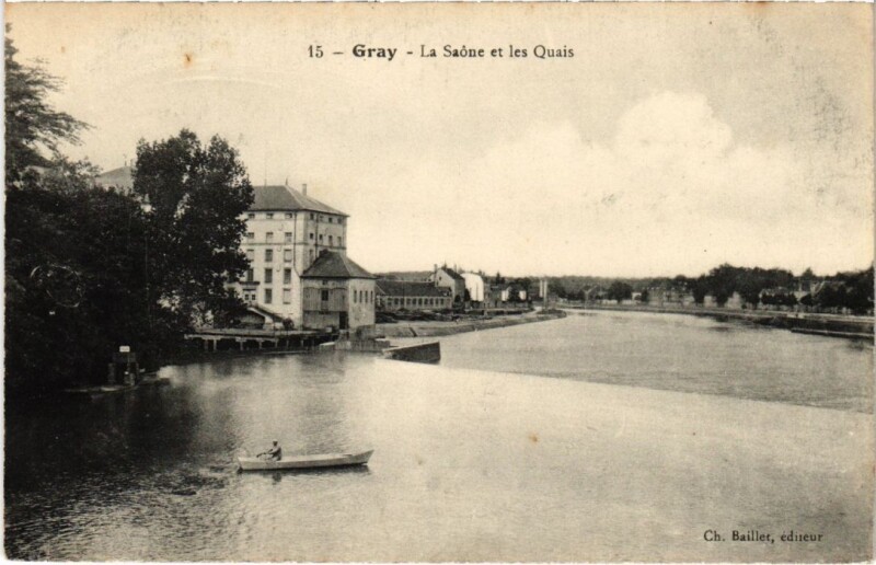 Carte postale ancienne Gray La Saone et les Quais