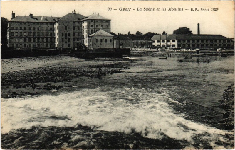 Carte postale ancienne Gray La Saone et les Moulins