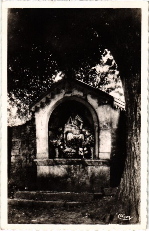 Carte postale ancienne Jussey La Vierge à Jussey