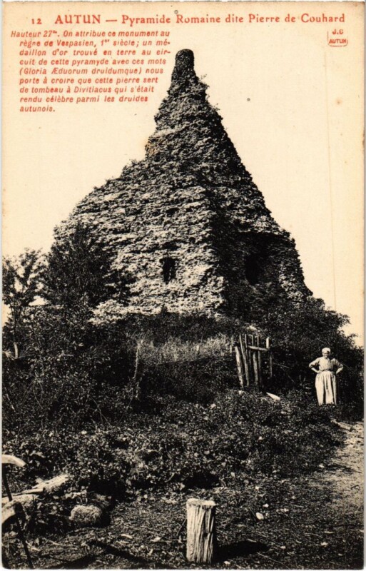 Carte postale ancienne Autun Pyramide Romaine