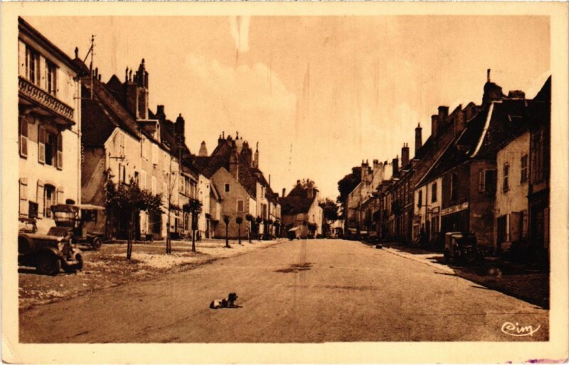Carte postale ancienne Pesmes Grande Rue à Pesmes