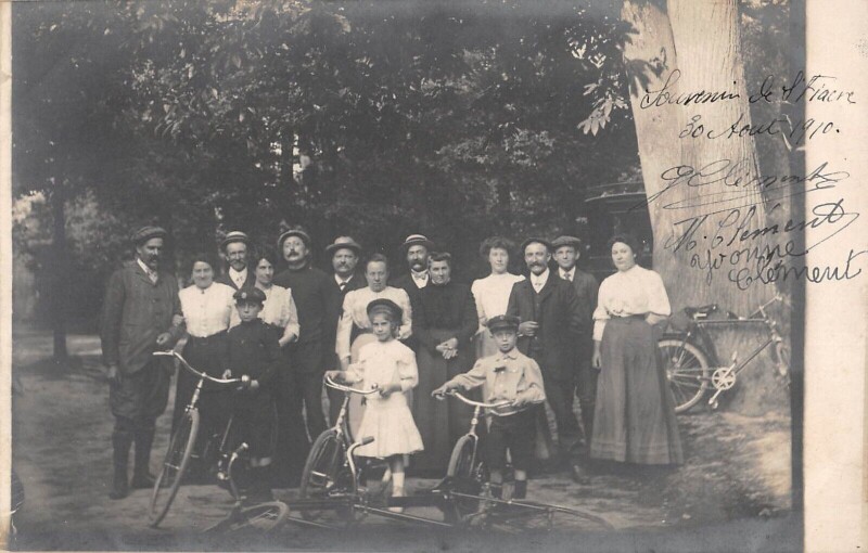Carte postale ancienne Clamart - Carte Photo - Souvenir De Saint Fiacre - Bois De Clamart à Clamart