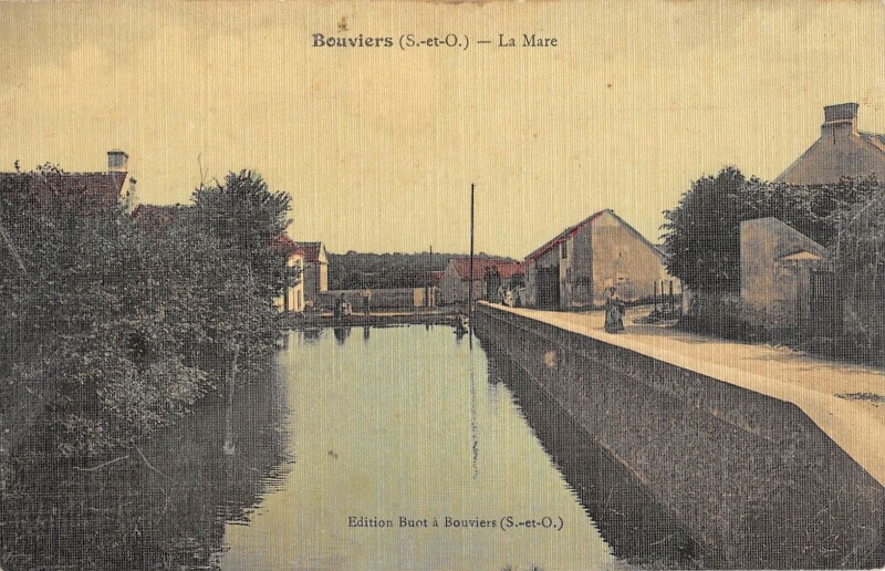 Carte postale ancienne Bouviers / La Mare / cpa toilée