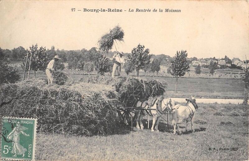 Carte postale ancienne Bourg La Reine - La Rentree De La Moisson - Agriculture - Fenaison à Bourg-la-Reine