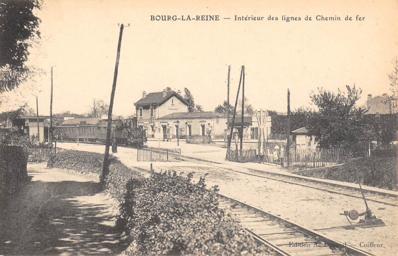Carte postale ancienne Bourg La Reine / Interieur Des Lignes De Chemin De Fer / Train à Bourg-la-Reine