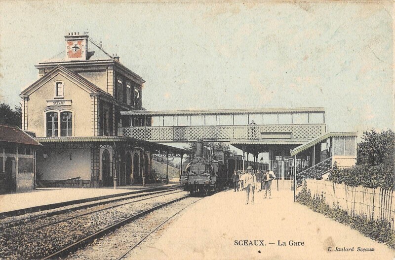 Carte postale ancienne Sceaux / La Gare / Train / cliché colorisé à Sceaux