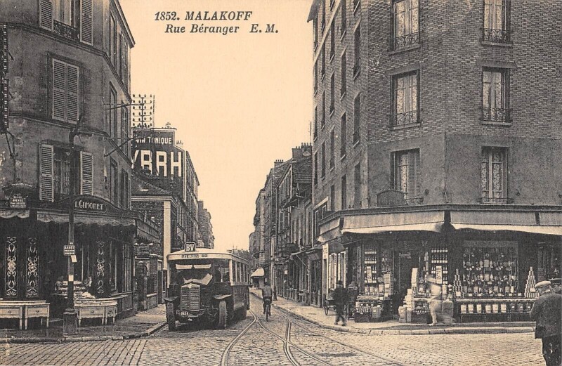 Carte postale ancienne Malakoff / Rue Beranger / Autobus / Magasin à Malakoff