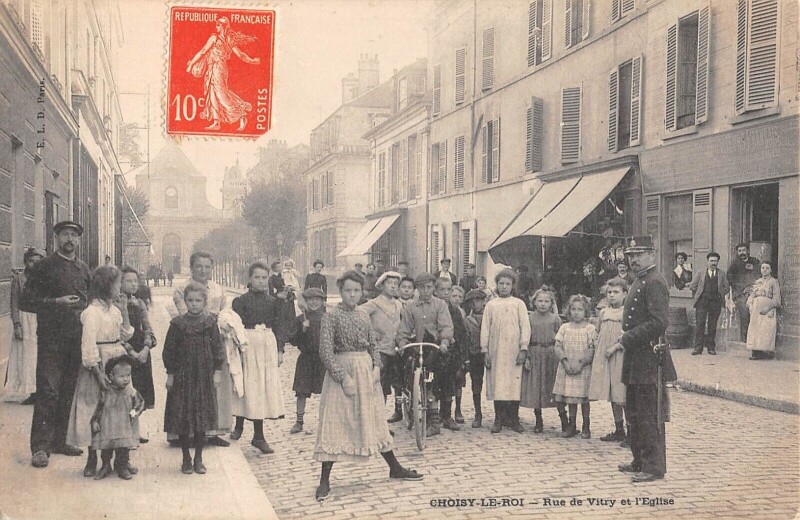 Carte postale ancienne Choisy Le Roi / Rue De Vitry / Enfants à Choisy-le-Roi