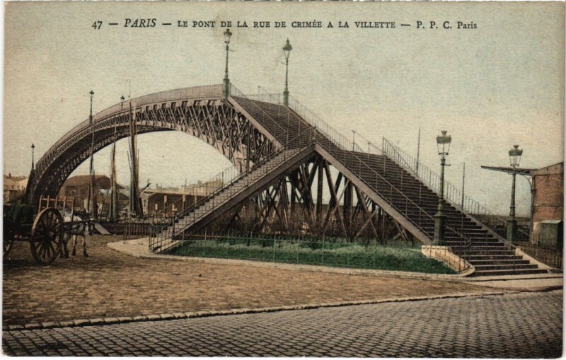 Carte postale ancienne Le Pont de la rue de Crimée a la Villette à Paris 19e