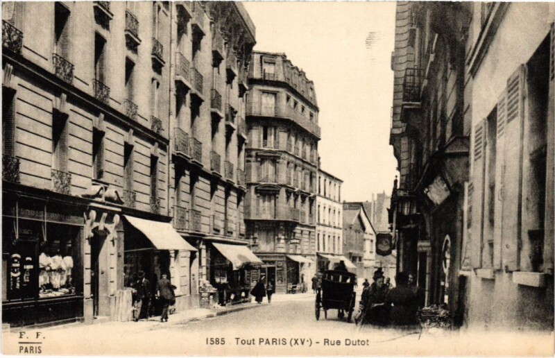 Carte postale ancienne Rue Dutot à Paris 15e
