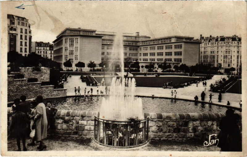 Carte postale ancienne Square Saint-Lambert à Paris 15e