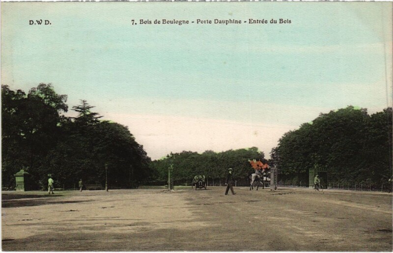 Carte postale ancienne Bois de Boulogne - Porte Dauphine - Entrée du Bois à Paris 16e