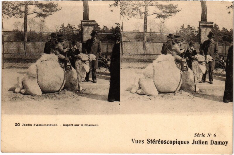 Carte postale ancienne Jardin d'Acclimatation - Départ sur le Chameau à Neuilly-sur-Seine