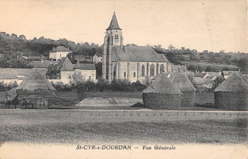 Carte postale ancienne Saint Cyr Sous Dourdan - Vue Generale - Meules De Foin - Attelage à Dourdan