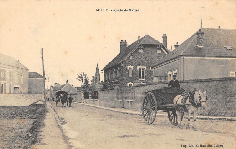 Carte postale ancienne Milly - Route De Maisse - Attelage à Maisse