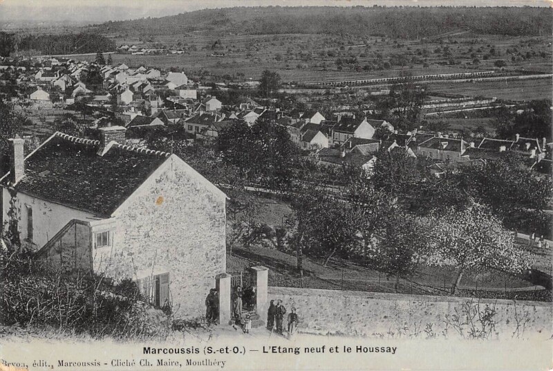 Carte postale ancienne Marcoussis - L'Etang Neuf - Le Houssay - cpa émail à Marcoussis