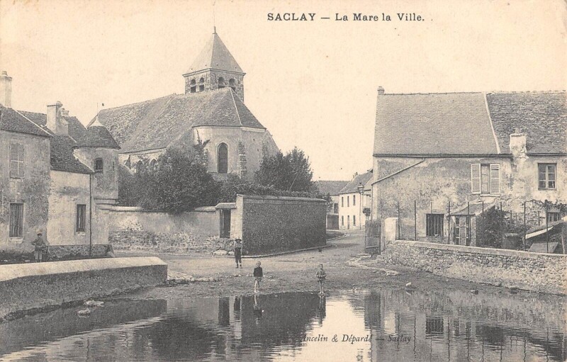 Carte postale ancienne Saclay - La Mare - La Ville à Saclay