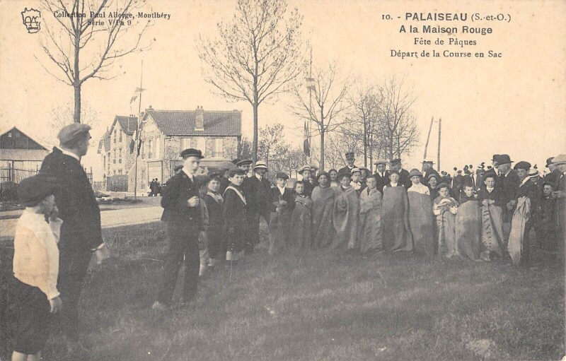 Carte postale ancienne Palaiseau - A La Maison Rouge - Fete De Paques - Depart De La Course En S à Palaiseau