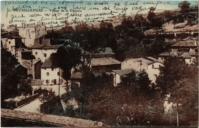 Carte postale ancienne Sauxillanges Village de la Croierie France à Sauxillanges