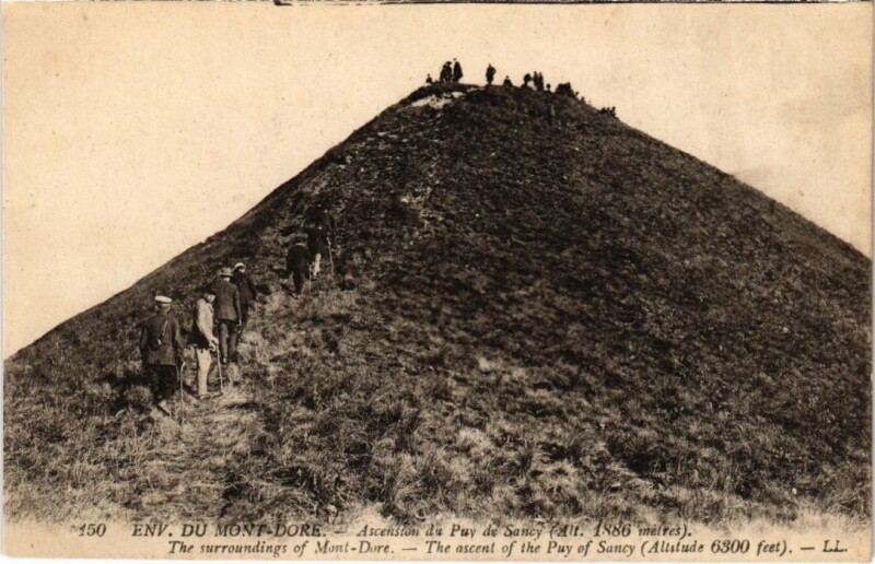 Carte postale ancienne Env du Mont-Dore Ascension du Puy de Sancy France à Mont-Dore