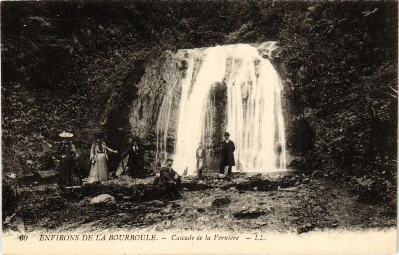 Carte postale ancienne La Bourboule Cascae de la Verniere France à La Bourboule
